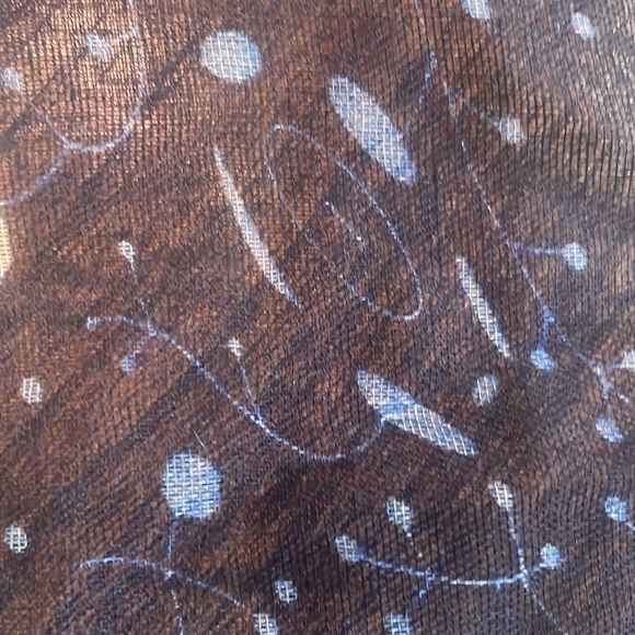 Sheer Blue and White Elephant Scarf 🧣 - Picture 10 of 14